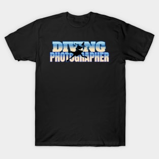 Scuba diving photographer t-shirt design T-Shirt